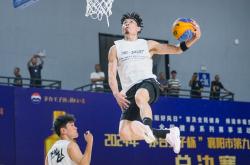 九游在线-篮球名宿加盟球队，助阵球队备战