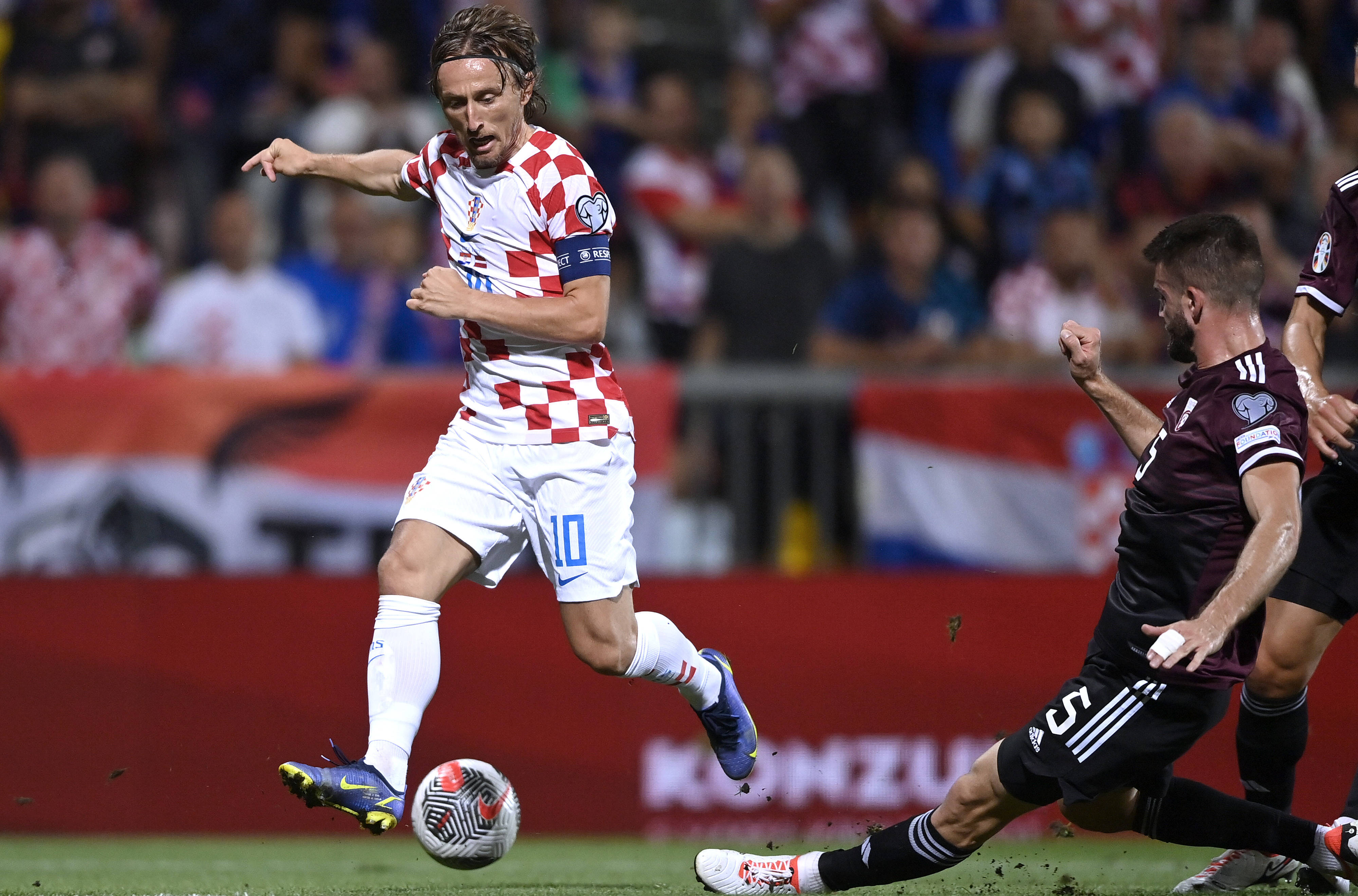 关于克罗地亚队夺冠路上大获全胜，欧洲杯见！的信息