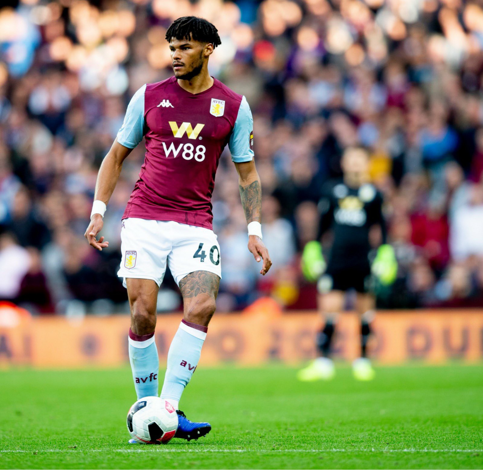 包含阿斯顿维拉新帅带队再获胜,渐行渐稳的词条 包含阿斯顿维拉新帅带队再获胜,渐行渐稳的词条