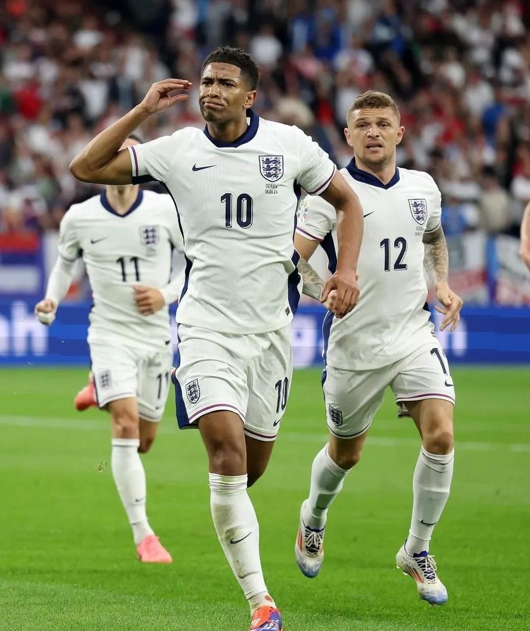 英格兰球队士气高涨，完胜劲旅的简单介绍