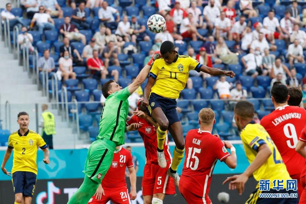 俄罗斯不敌波兰，小组晋级前景堪忧的简单介绍