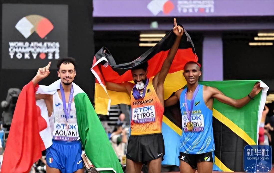 包含跳高比赛飞跃登场,选手力争冠军的词条 包含跳高比赛飞跃登场,选手力争冠军的词条