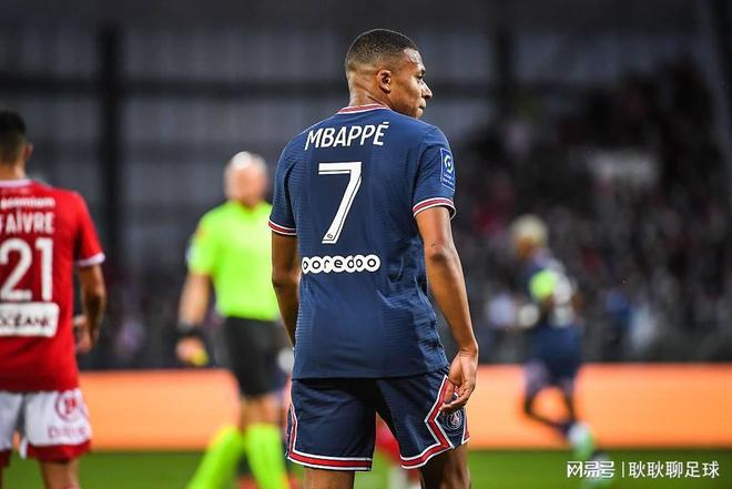 皇家马德里客场大胜摩纳哥，夺得三分的简单介绍